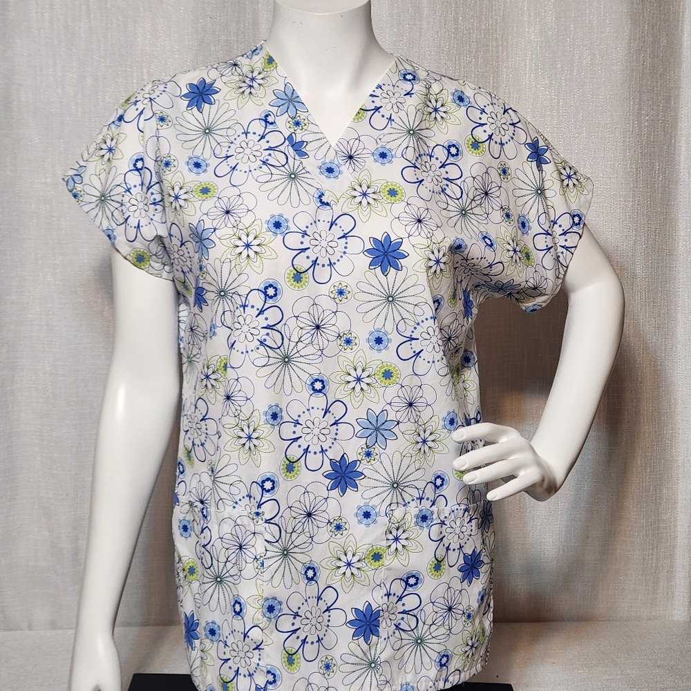 Sierra Scrubs Top Blue Floral Pattern Pockets V-neck Small